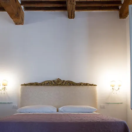 Vicolo Del Geppone Holiday home Lucca