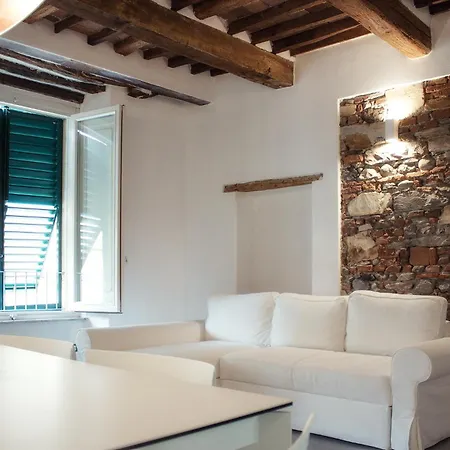Holiday home Vicolo Del Geppone Lucca
