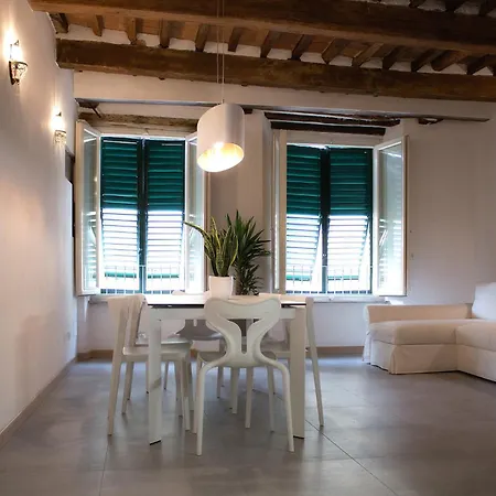 Holiday home Vicolo Del Geppone Lucca
